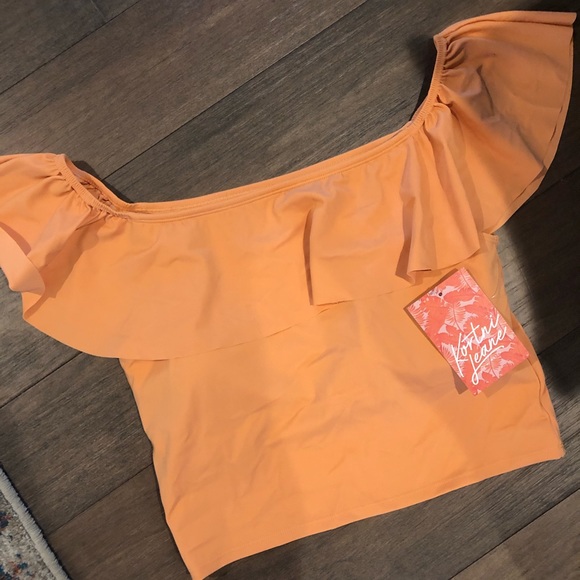 Xl golden ruffle around top nwt - Picture 1 of 2